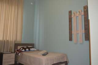 Отель Hotel Palm Кутаиси Трехместный номер-4